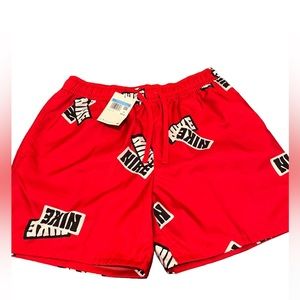 Men’s Nike Medium swim trunks